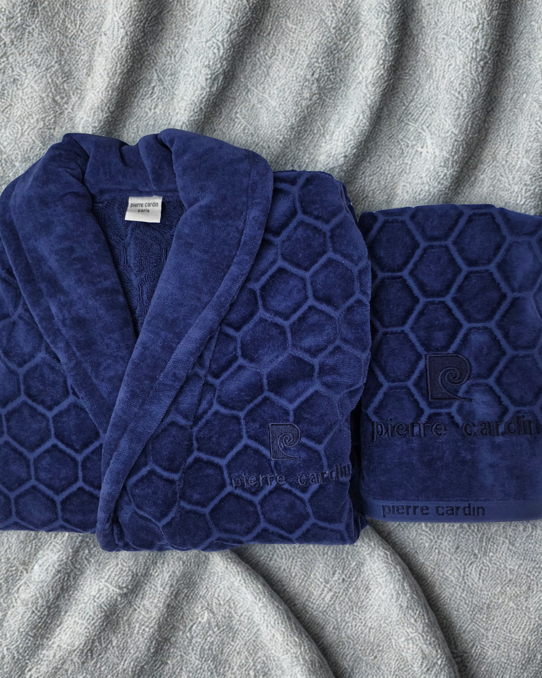 Sortie de bain PIERRE CARDIN