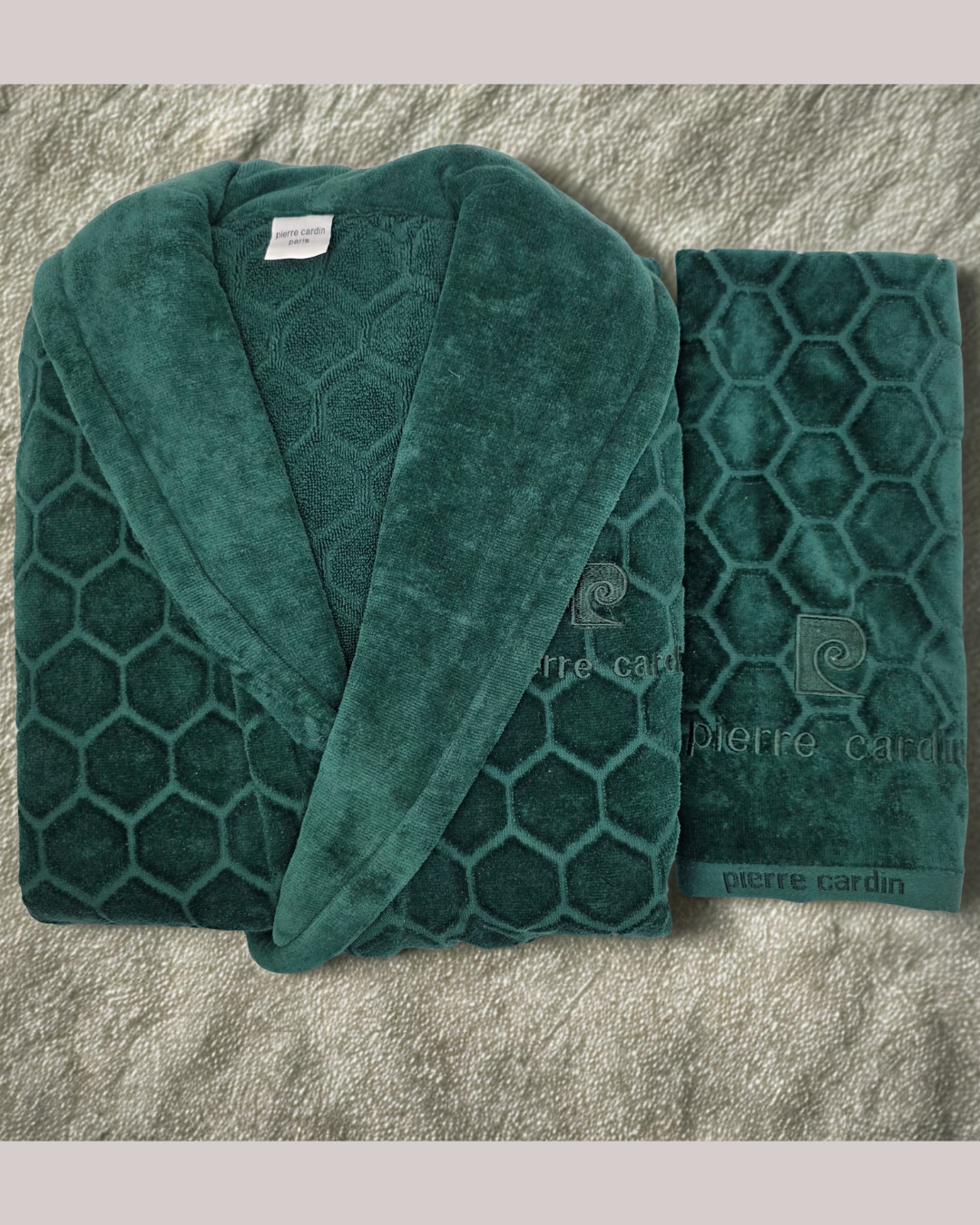 Sortie de bain PIERRE CARDIN